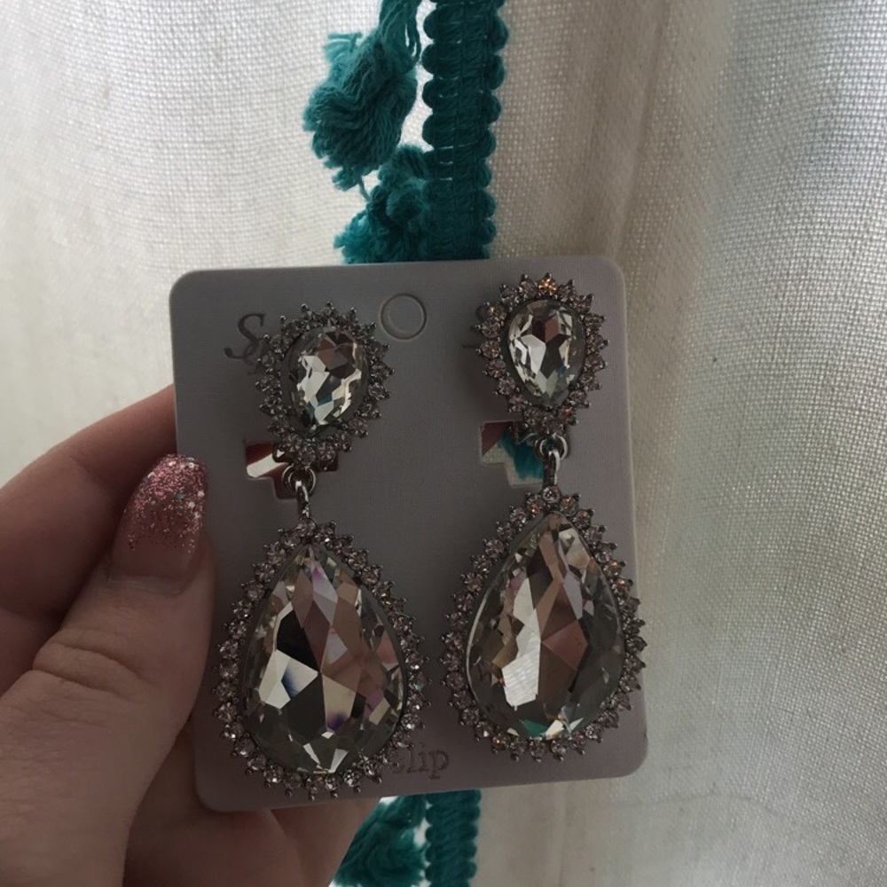 prom earrings!!